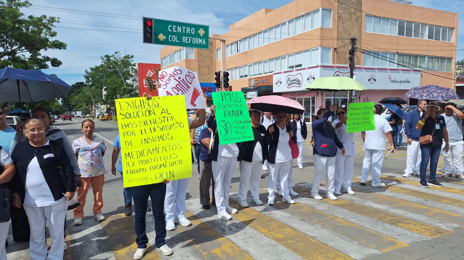 Trabajadores del Hospital Civil evidencian crisis en dicho nosocomio
