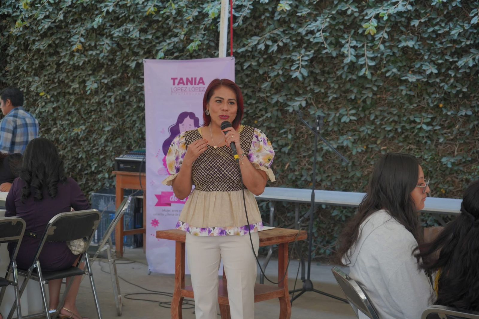 Conmemora la diputada Tania López López el Día Internacional de las Mujeres en Xoxocotlán